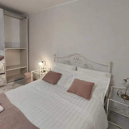 Anna's Deluxe With Terrace - Ecores Valesium *